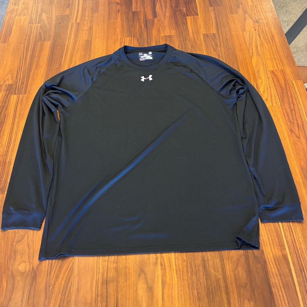 Under Armour Men's Black Long Sleeve Shirt
